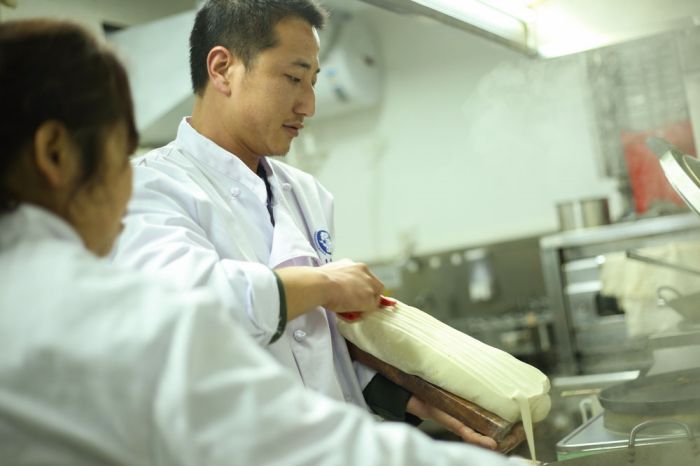 山西刀削面實體店技術(shù)培訓班
