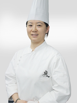 王洪艷.jpg